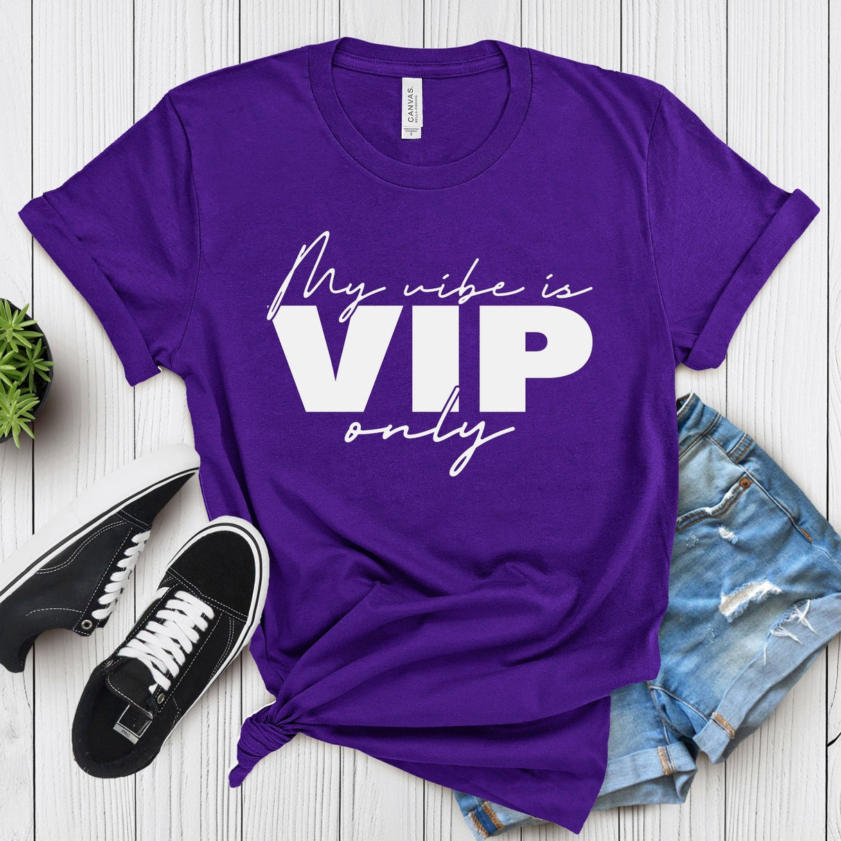 My Vibe is VIP Only – Women’s Graphic Tee